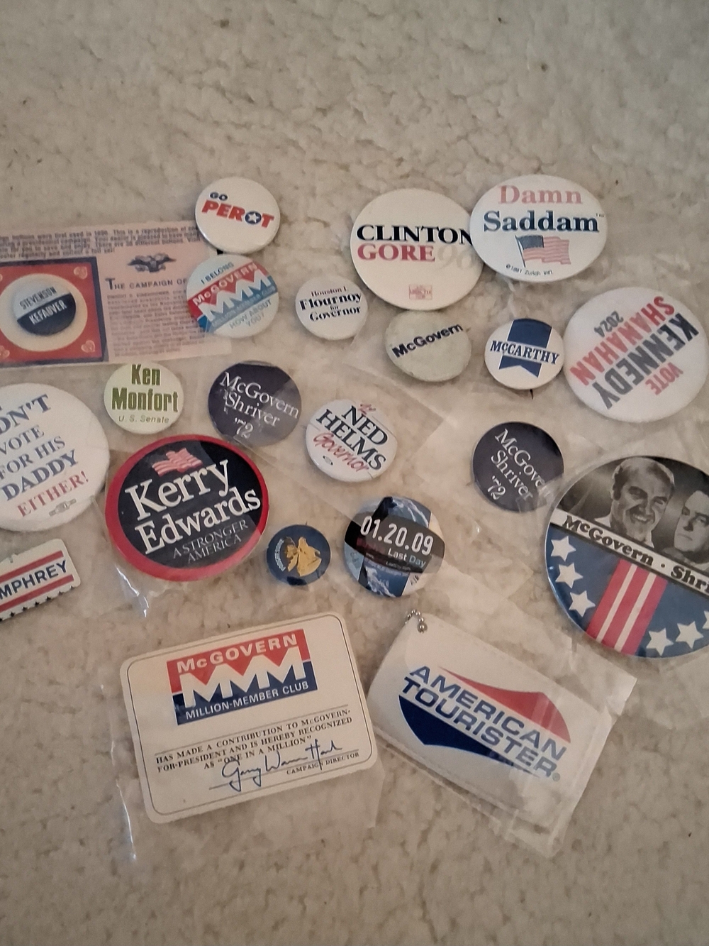 Collection of 20 Vintage & Modern Political Campaign Pinback Buttons~Memorabilia